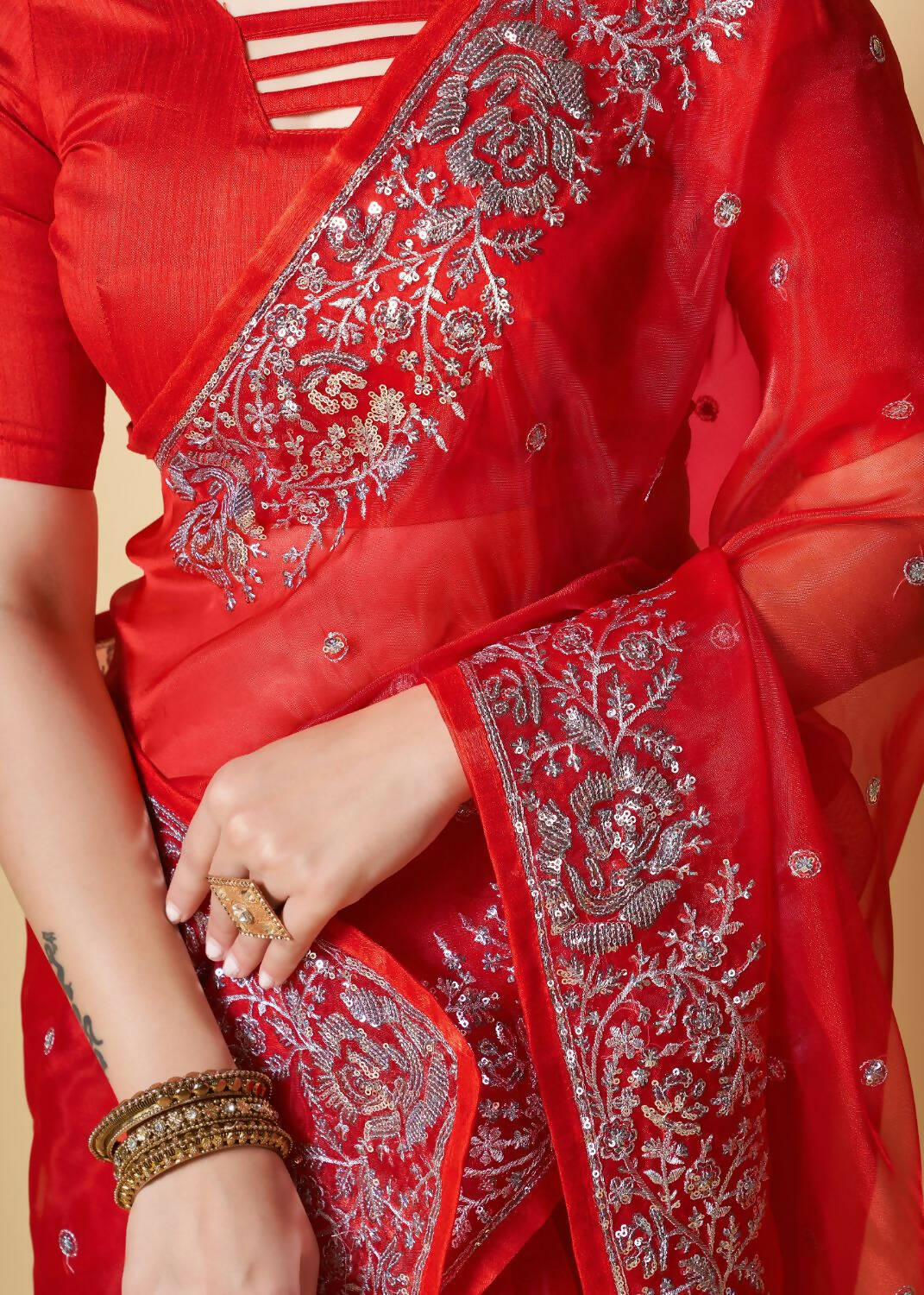 Vamsee Red Organza Saree - Swadesiicart