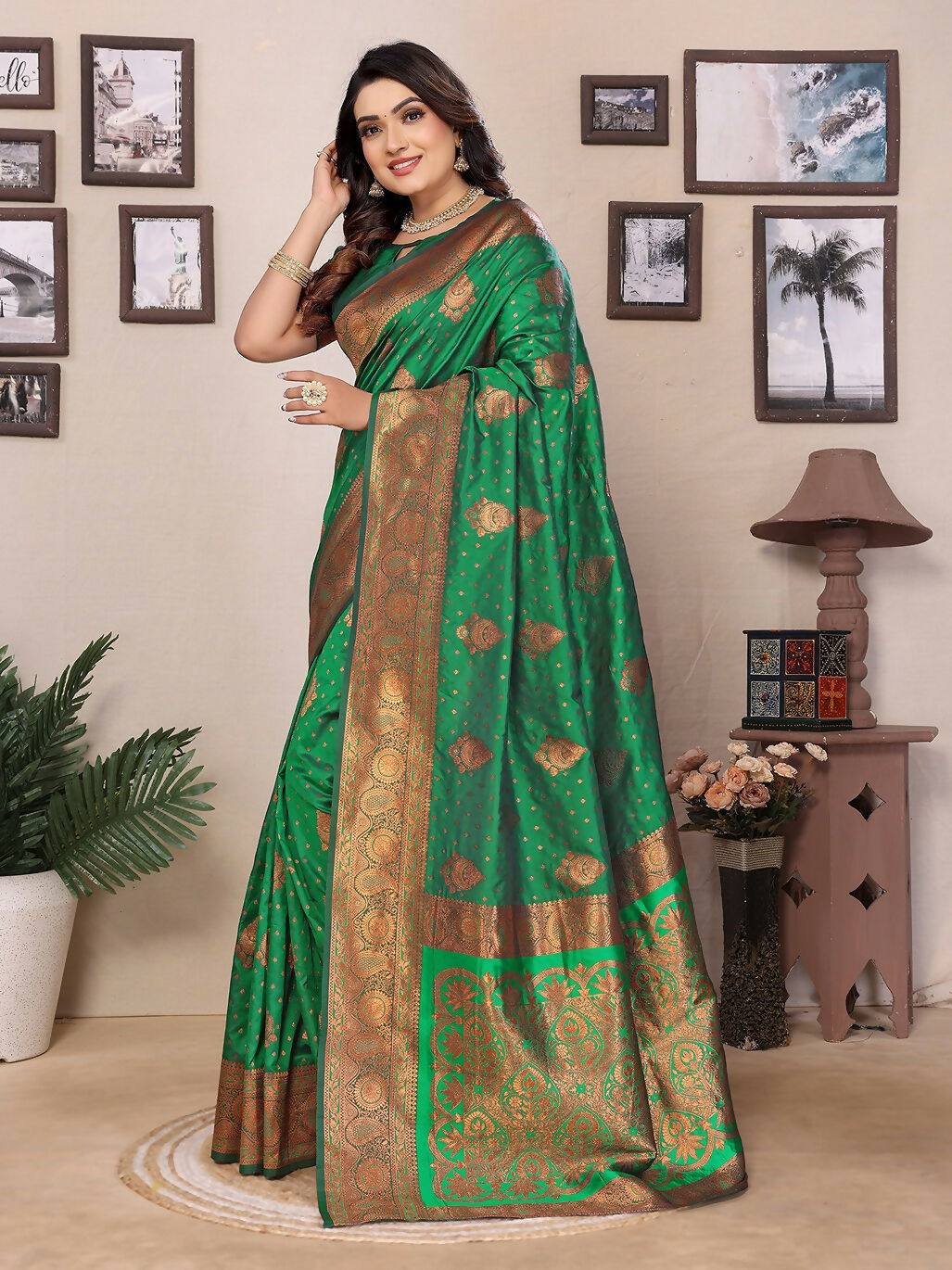 Joban Fashion Banarasi Green Woven Soft Silk Saree | Swadesiicart
