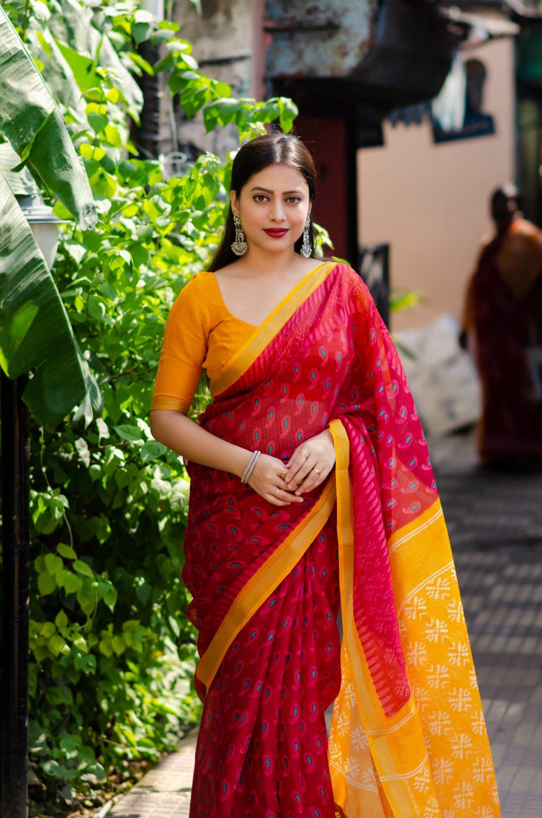 Light Red Polycotton Ethnic Motifs Saree with Unstitched Blouse - Hiral Fashion | Swadesiicart
