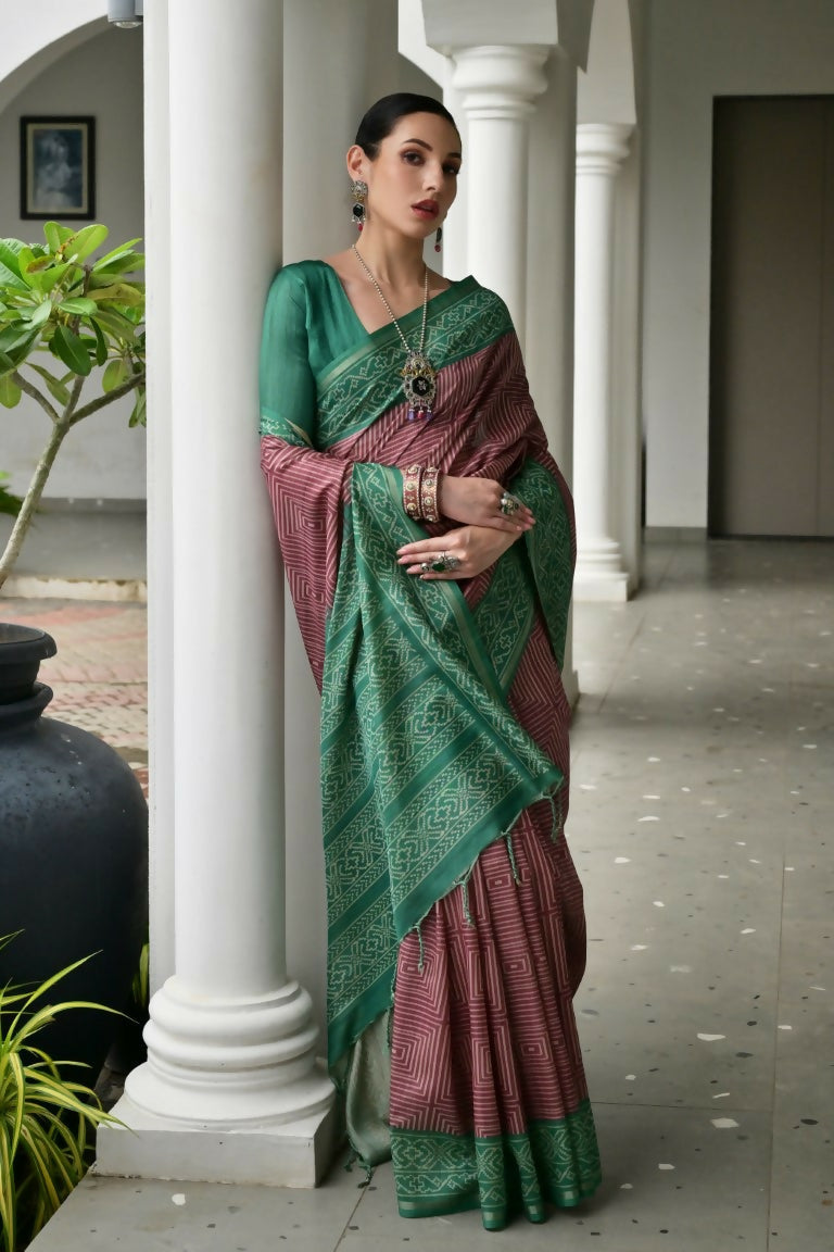 Vishnu Weaves Women's Green Soft Tussar Silk Printed Saree with Blouse - Swadesiicart