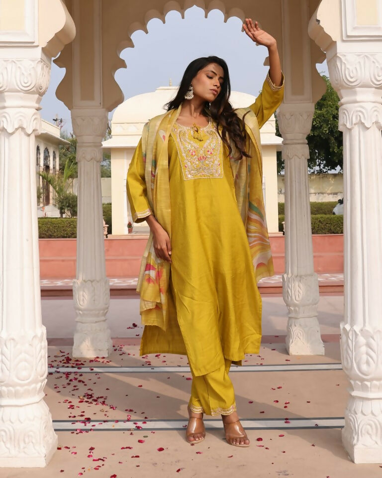 Jyoti Fashion Women's Yellow Cotton Silk Hand Work with Floral Printed Kurta Set | Swadesiicart