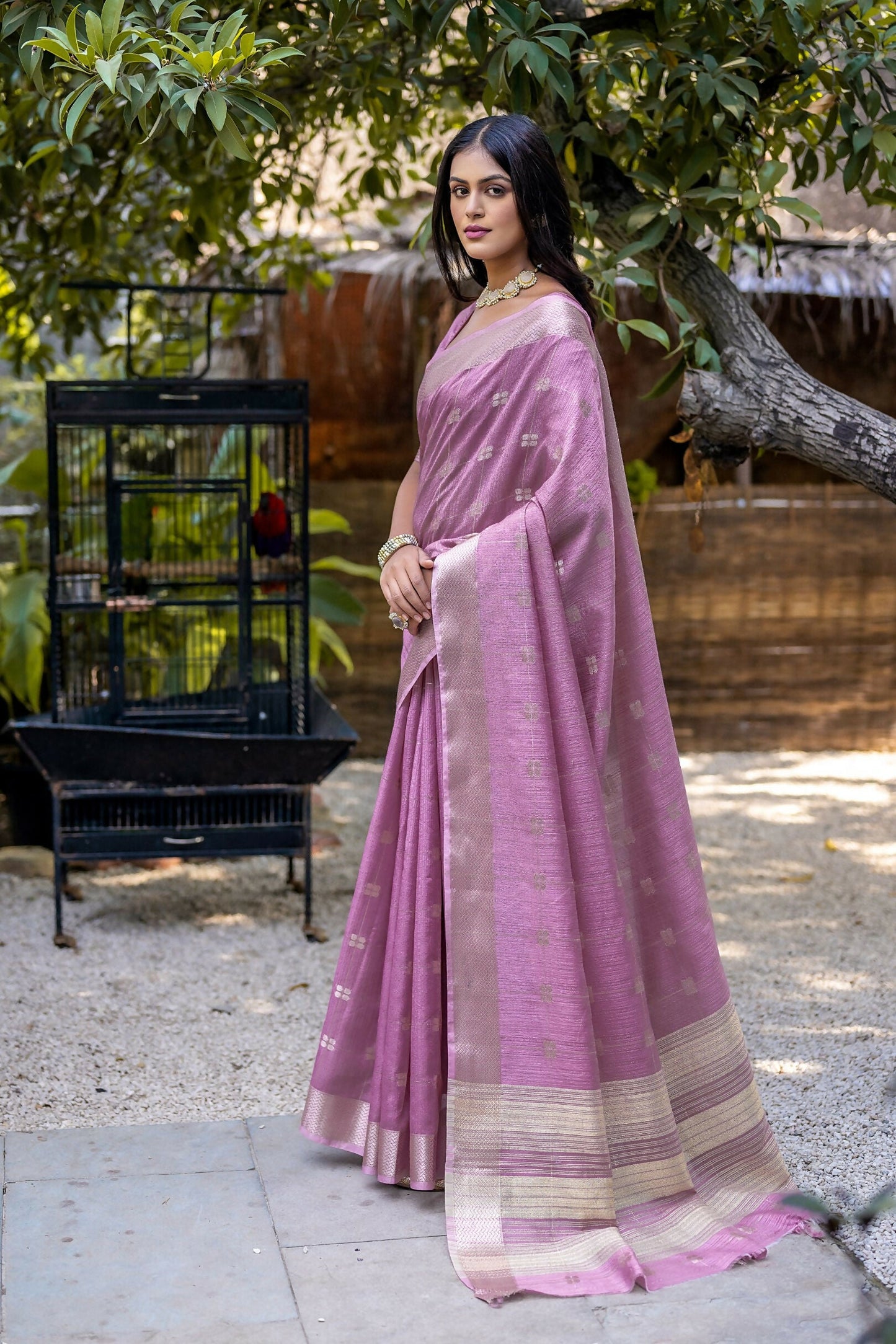 Vishnu Weaves Women's Purple Pure Cotton Zari Woven Saree with Blouse - Swadesiicart