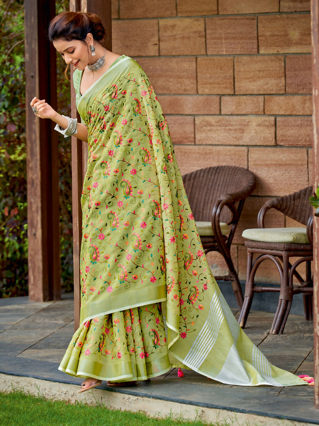 Shree Shyam Fashion Linen Yellow Green Saree