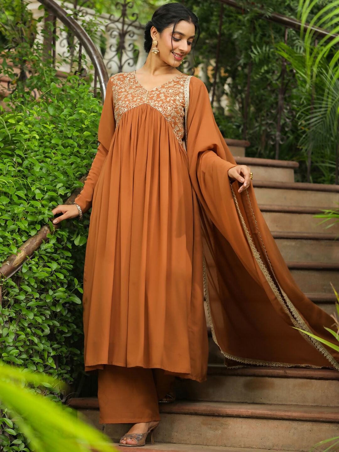 Janasya Brown Georgette Yoke Embroidery Kurta,Bottom & Dupatta | Swadesiicart
