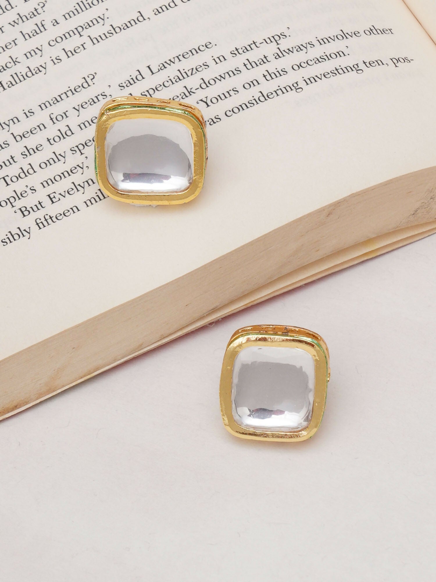 Kundan Studs (Gold) - Ruby Raang - Swadesiicart