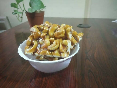 Godavari Vantillu Kaju Chikki / Cashew Chikki / Bellam Jeedipappu Achu | Swadesiicart