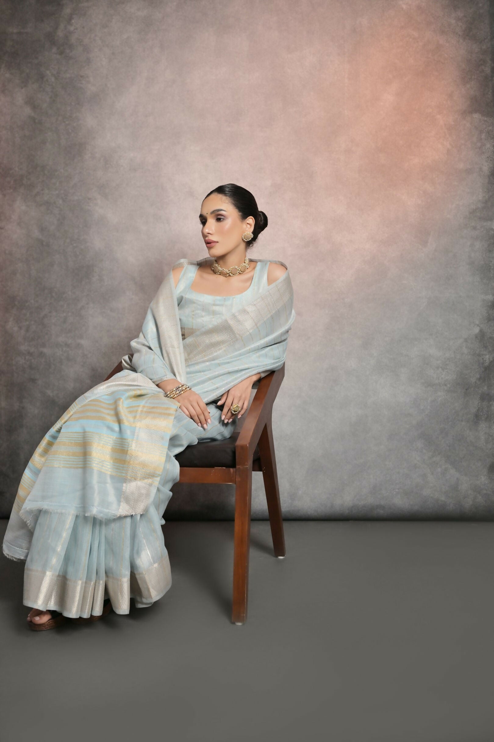 Vishnu Weaves Women's Firozi Tissue Linen Zari Woven Saree with Blouse - Swadesiicart