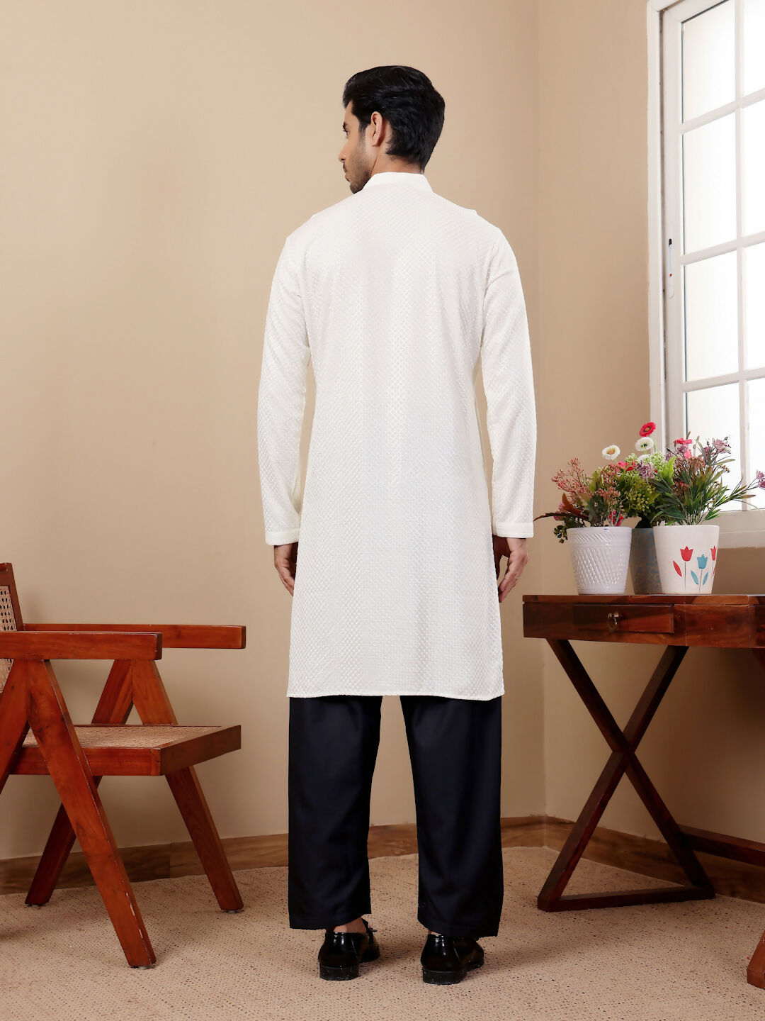 White Viscose Designer Chikankari Embroidery Work Men's Kurta - Mahotsav | Swadesiicart