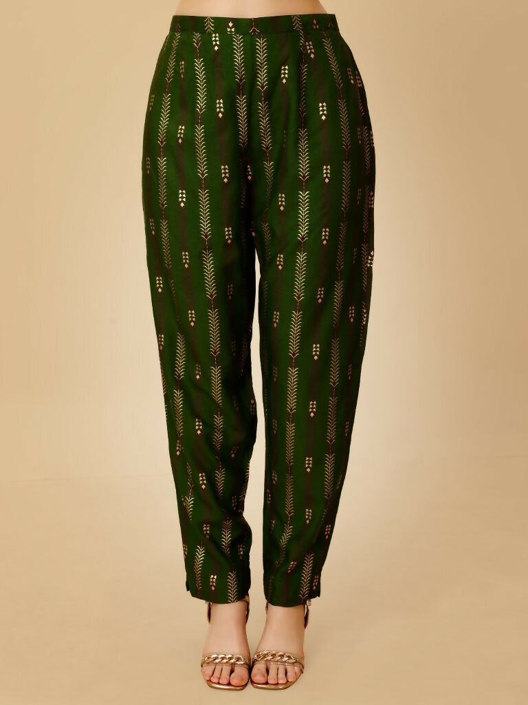 Jyoti Fashion Women's Green Viscose Rayon Embroidered Kurta Pant Set | Swadesiicart