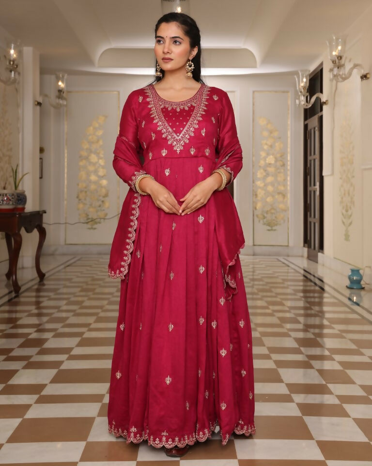 Jyoti Fashion Women's Rani Pink Soft Silk Embroidered Designer Kurta Set | Swadesiicart