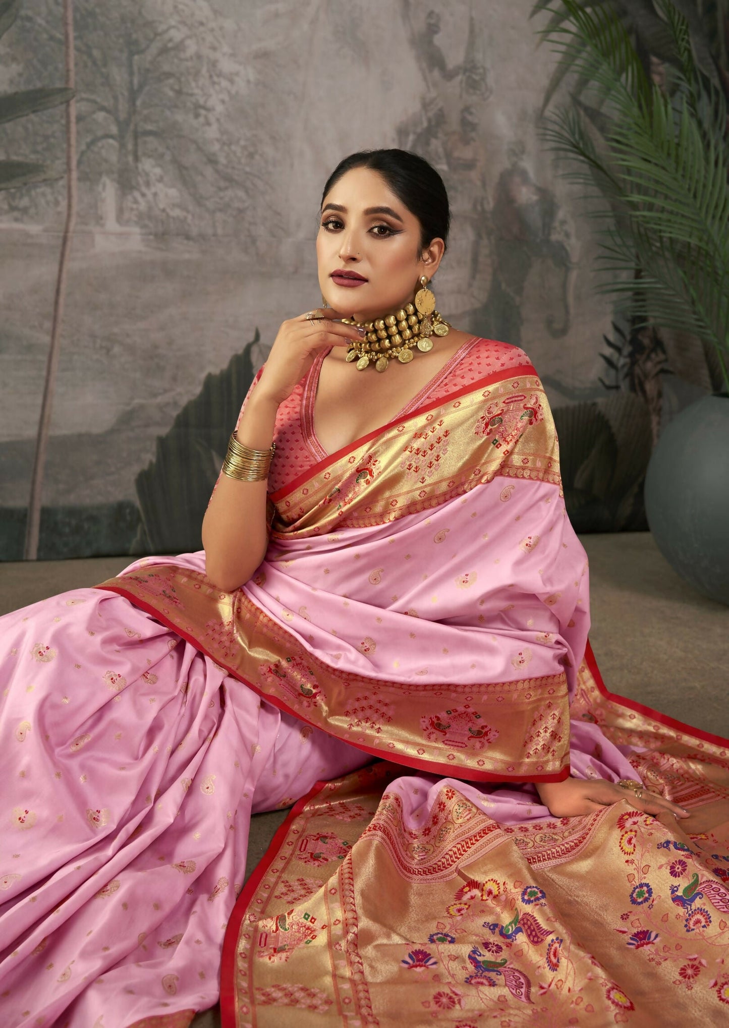Vishnu Weaves Women's Baby-Pink Paithani Silk Saree with Blouse - Swadesiicart