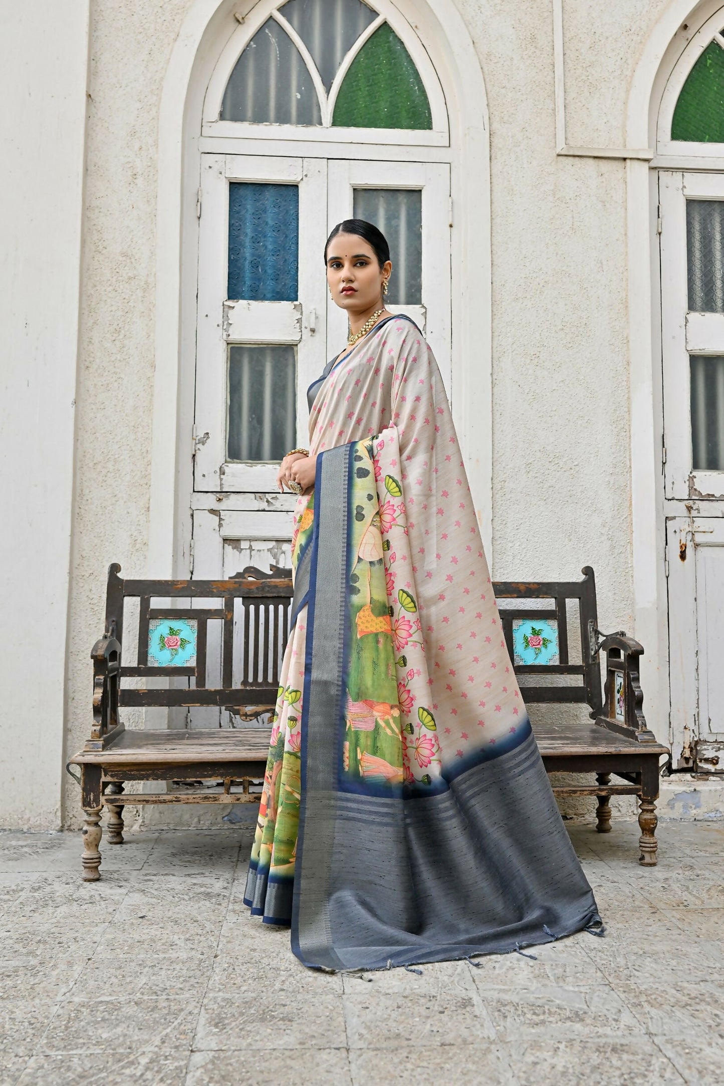 Vishnu Weaves Women's Blue Soft Tussar Silk Saree with Blouse - Swadesiicart