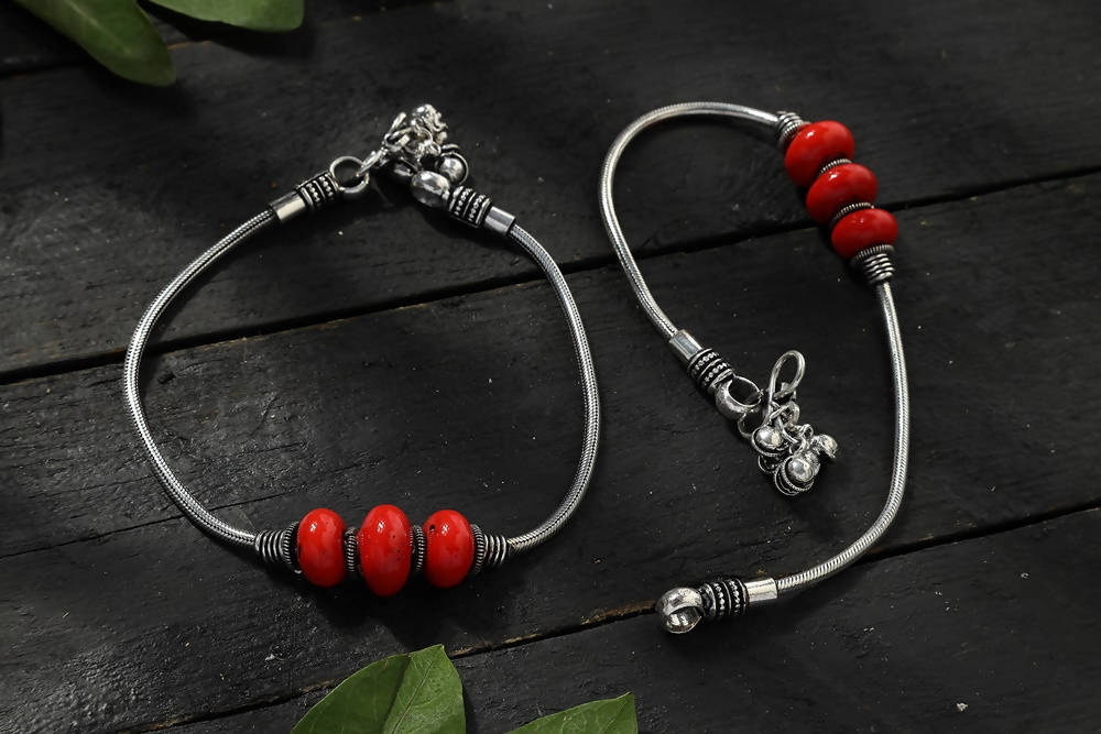 Mominos Fashion Kamal Johar Oxidised Silver With Red Beads Anklets | Swadesiicart