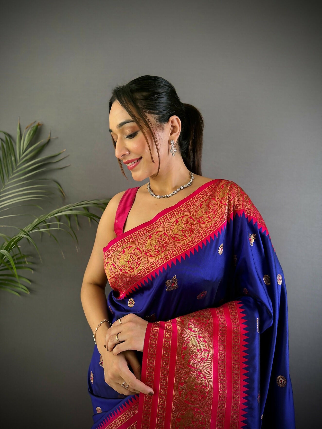 Joban Fashion Banarasi Navy Blue Woven Soft Silk Saree | Swadesiicart