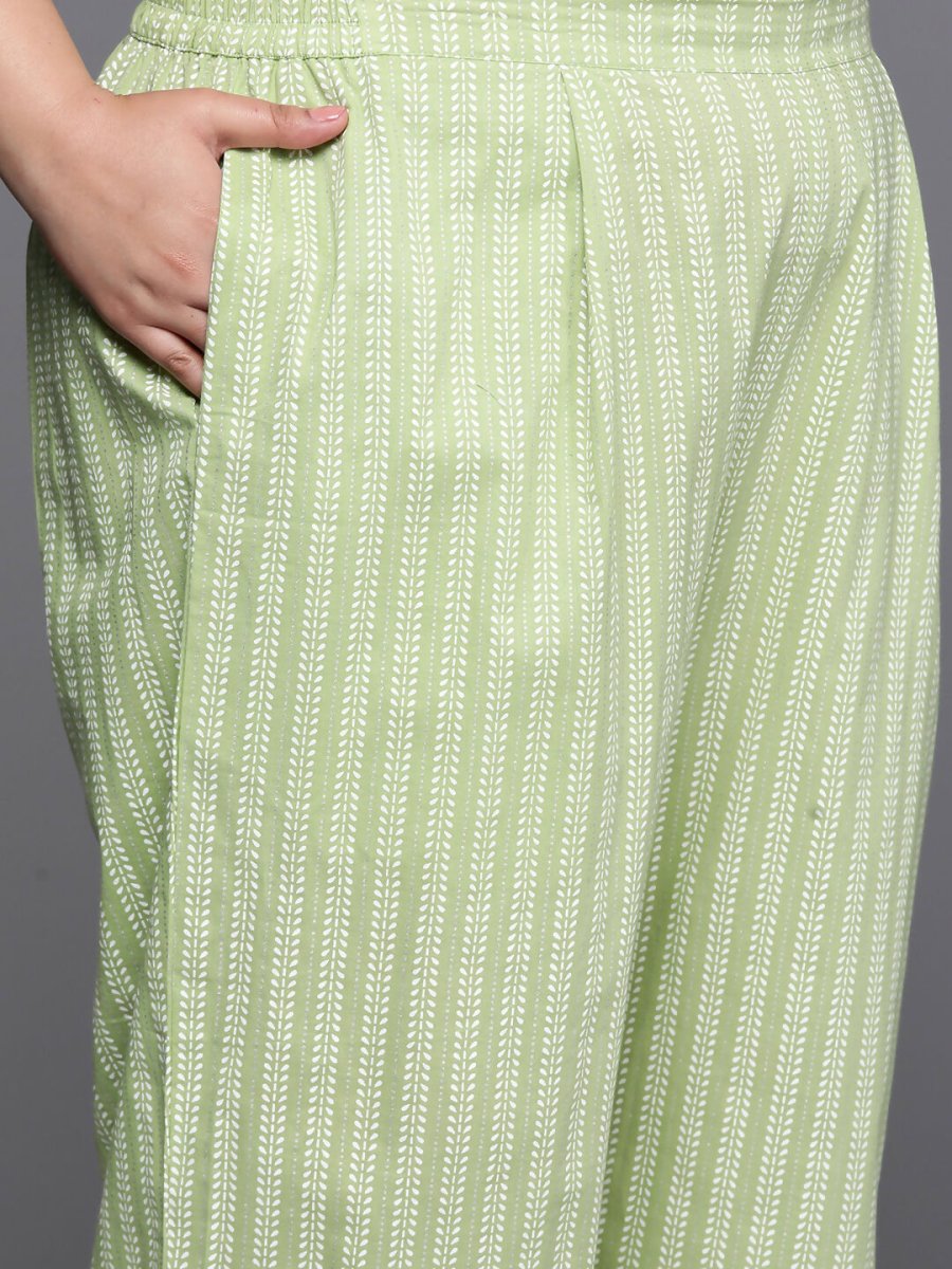 Ahalyaa Women's Traditional wear Kurta Set - Green | Swadesiicart