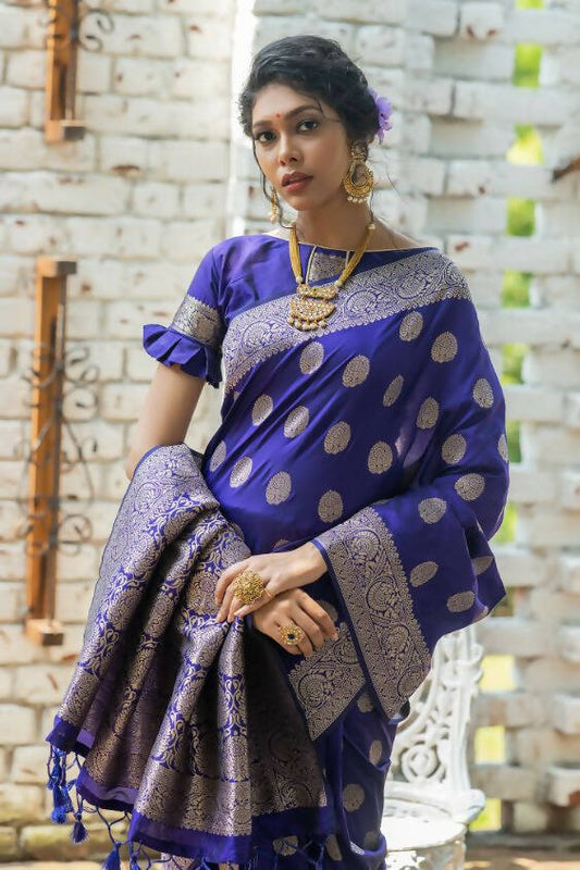Vishnu Weaves Women's Royal Blue Banarasi Silk Floral Zari Woven Saree with Unstitched Blouse - Swadesiicart
