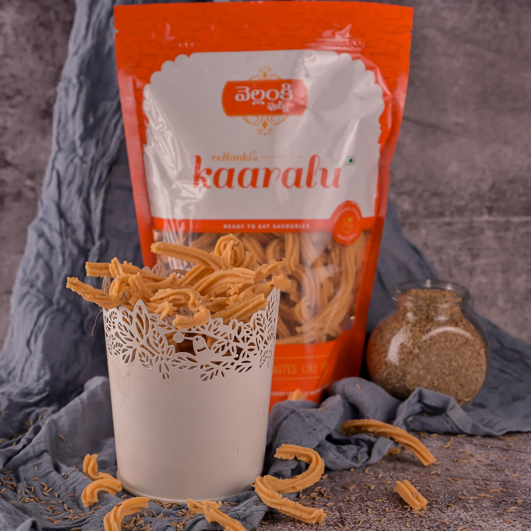 Vellanki Foods Murukulu | Ready to Eat Snacks | Flavourful Namkeens | No Artificial Preservatives - Swadesiicart