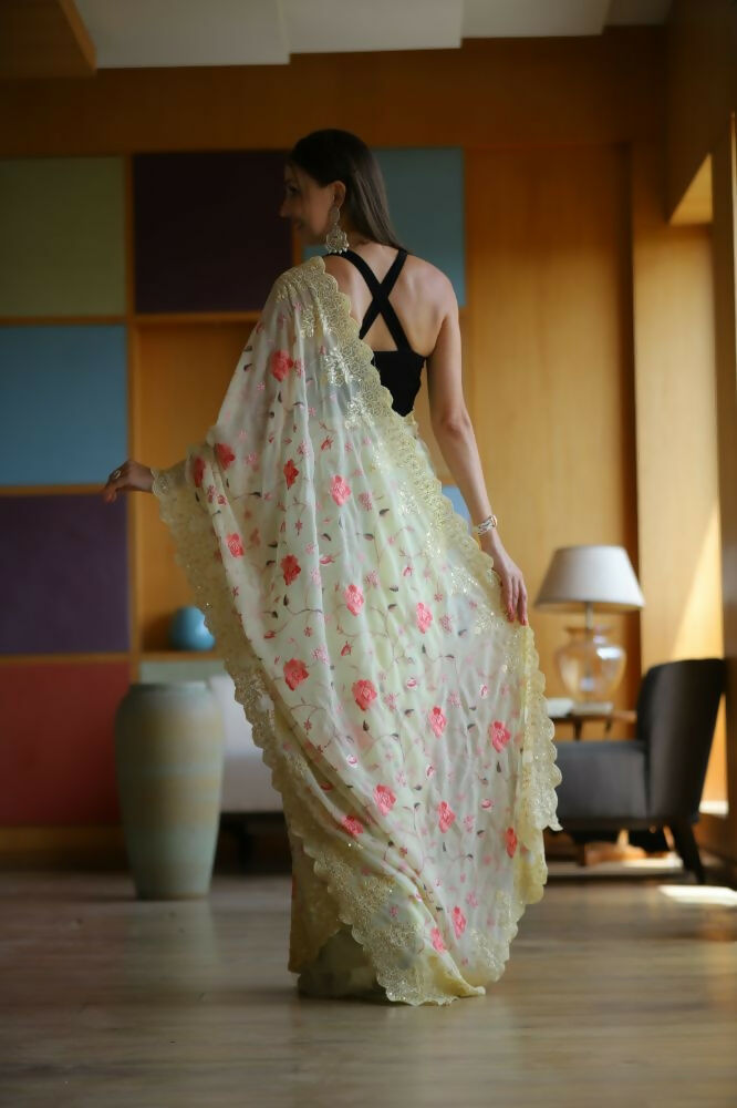 Vamsee Ashi Yellow Georgette Saree - Swadesiicart