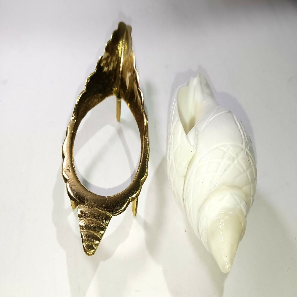 Brass Jal Shankha With Stand | Swadesiicart