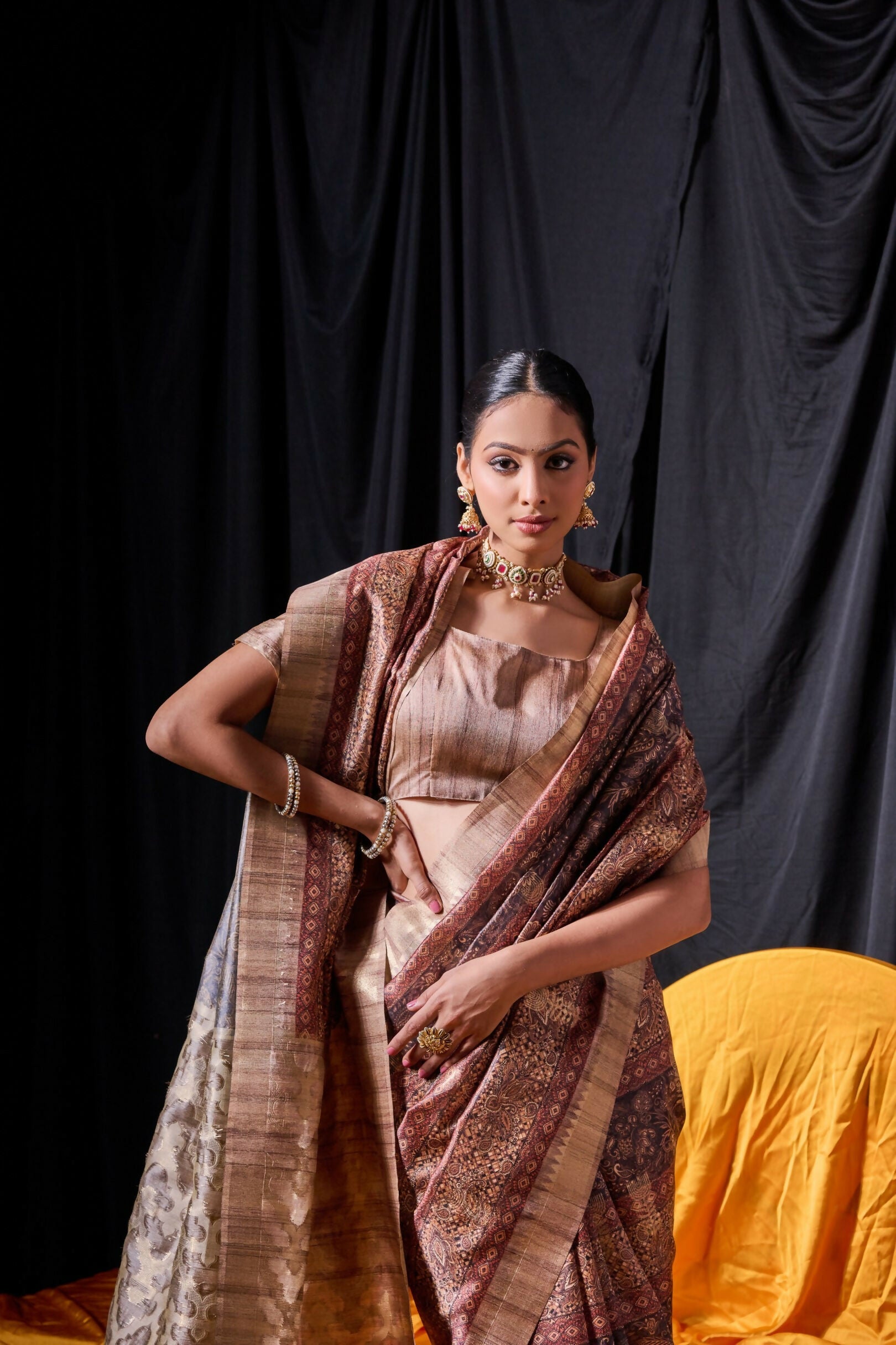 Vishnu Weaves Women's Coffee Tussar Silk Zari Woven Saree with Blouse - Swadesiicart