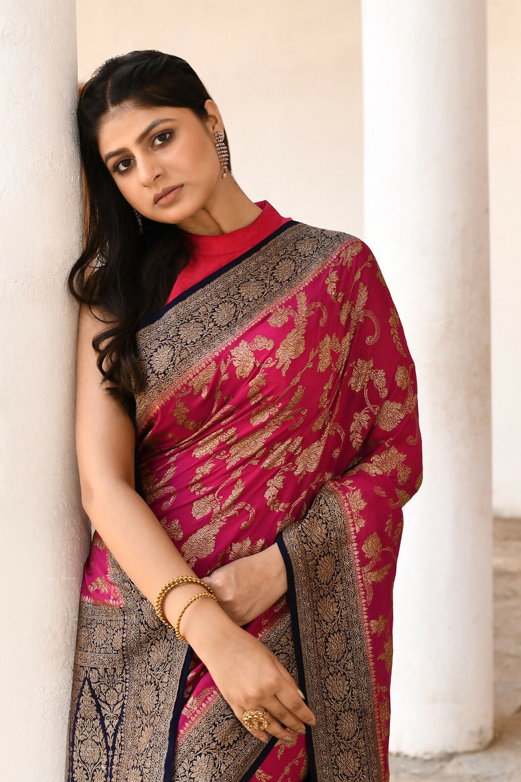 Joban Fashion Hot Pink Crepe Chiffon Pure Handloom Banarasi Silk Saree | Swadesiicart
