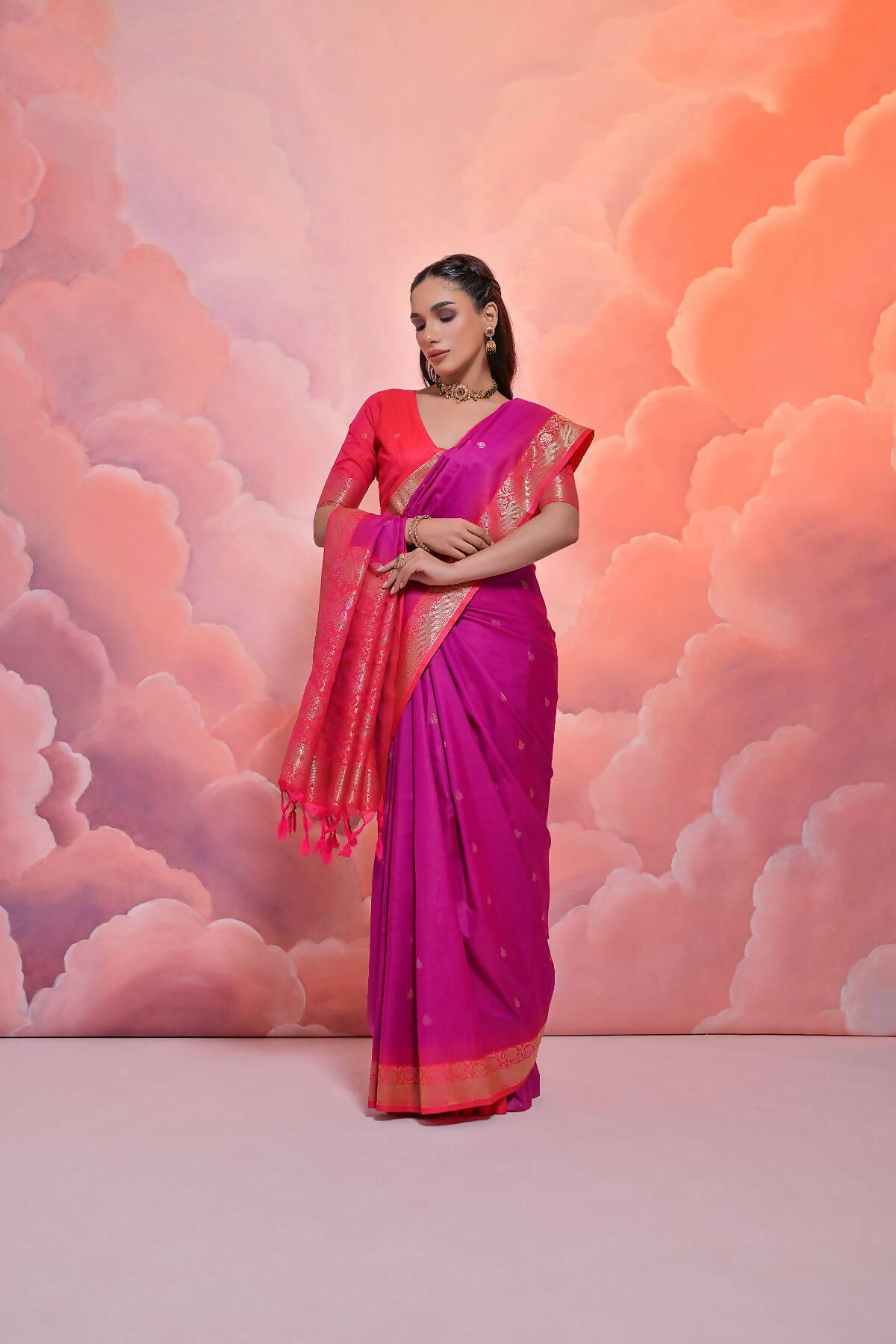 Vishnu Weaves Women's Wine Soft Silk Zari Woven Saree with Blouse - Swadesiicart