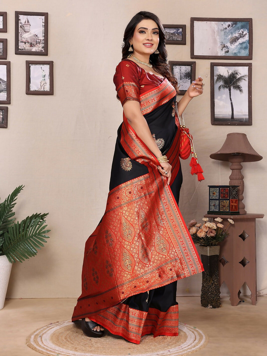 Joban Fashion Banarasi Black Small Butti Soft Silk Saree | Swadesiicart