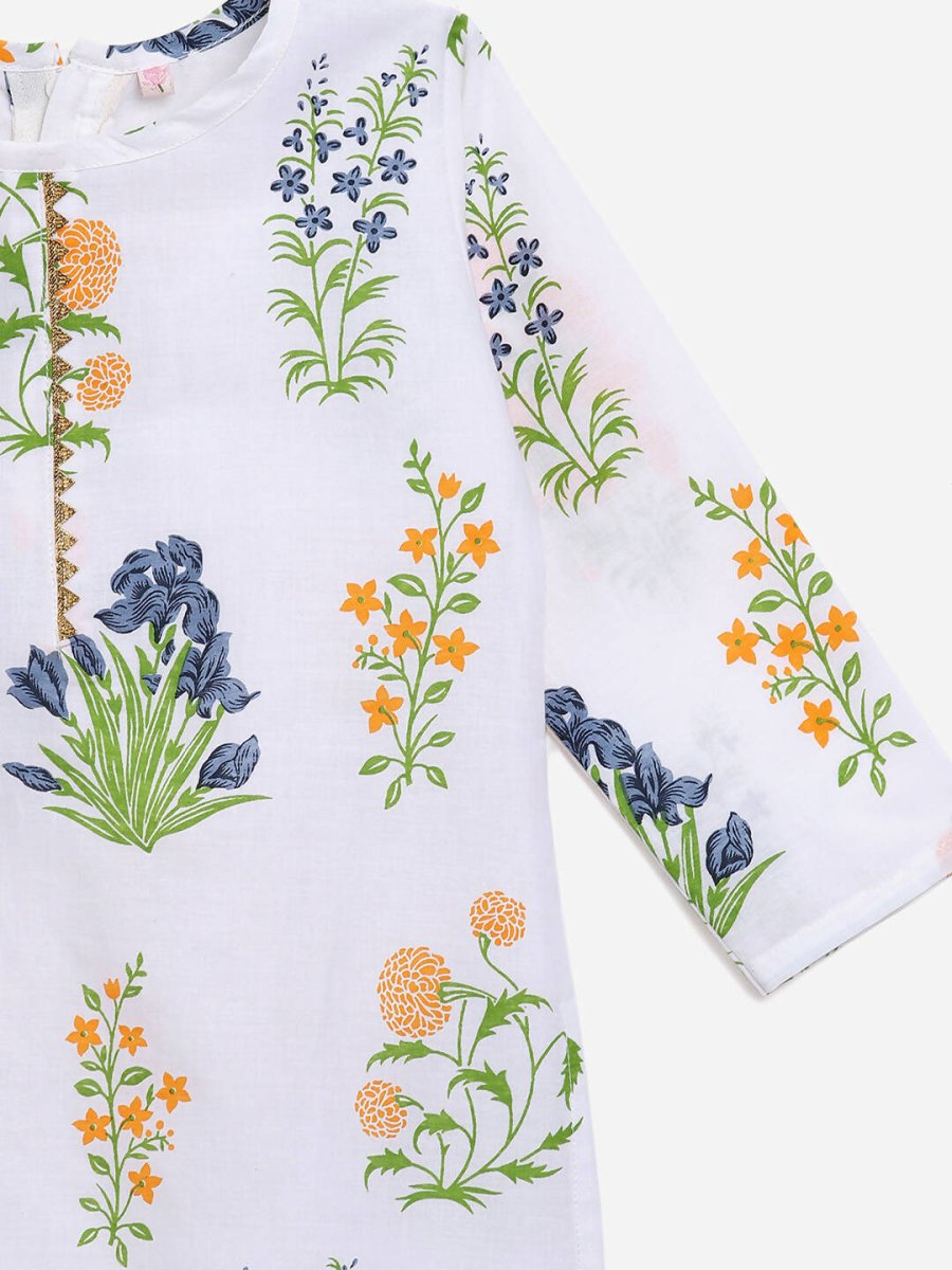 Ahalyaa White Cotton Straight Floral Printed Kids Kurta Pant Sets With Dupatta For Girls | Swadesiicart