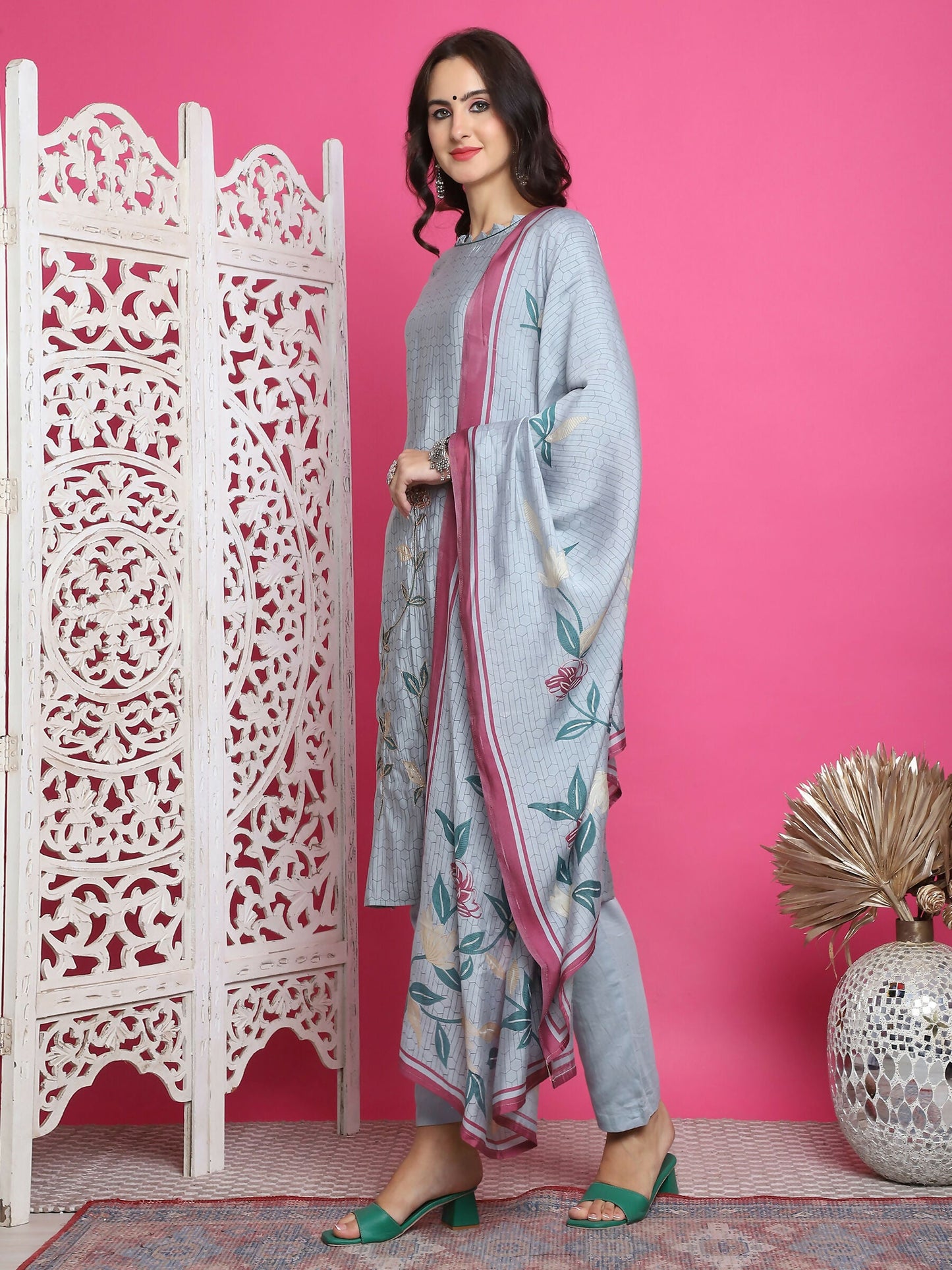 Jyoti Fashion Women's Grey Muslin Floral Print with Jari & Crystal work Kurta with Trouser & Dupatta | Swadesiicart