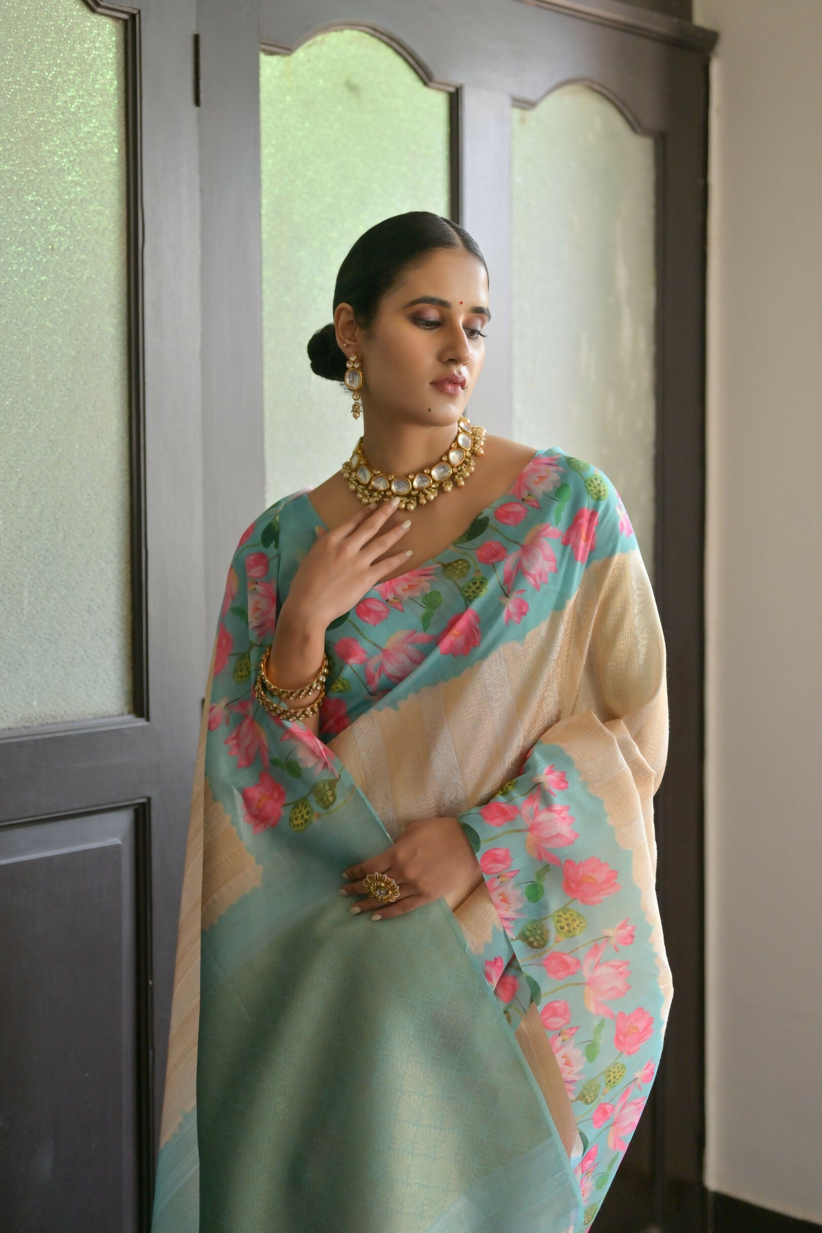 Vishnu Weaves Women's Firozi Banarasi Silk Saree with Blouse - Swadesiicart