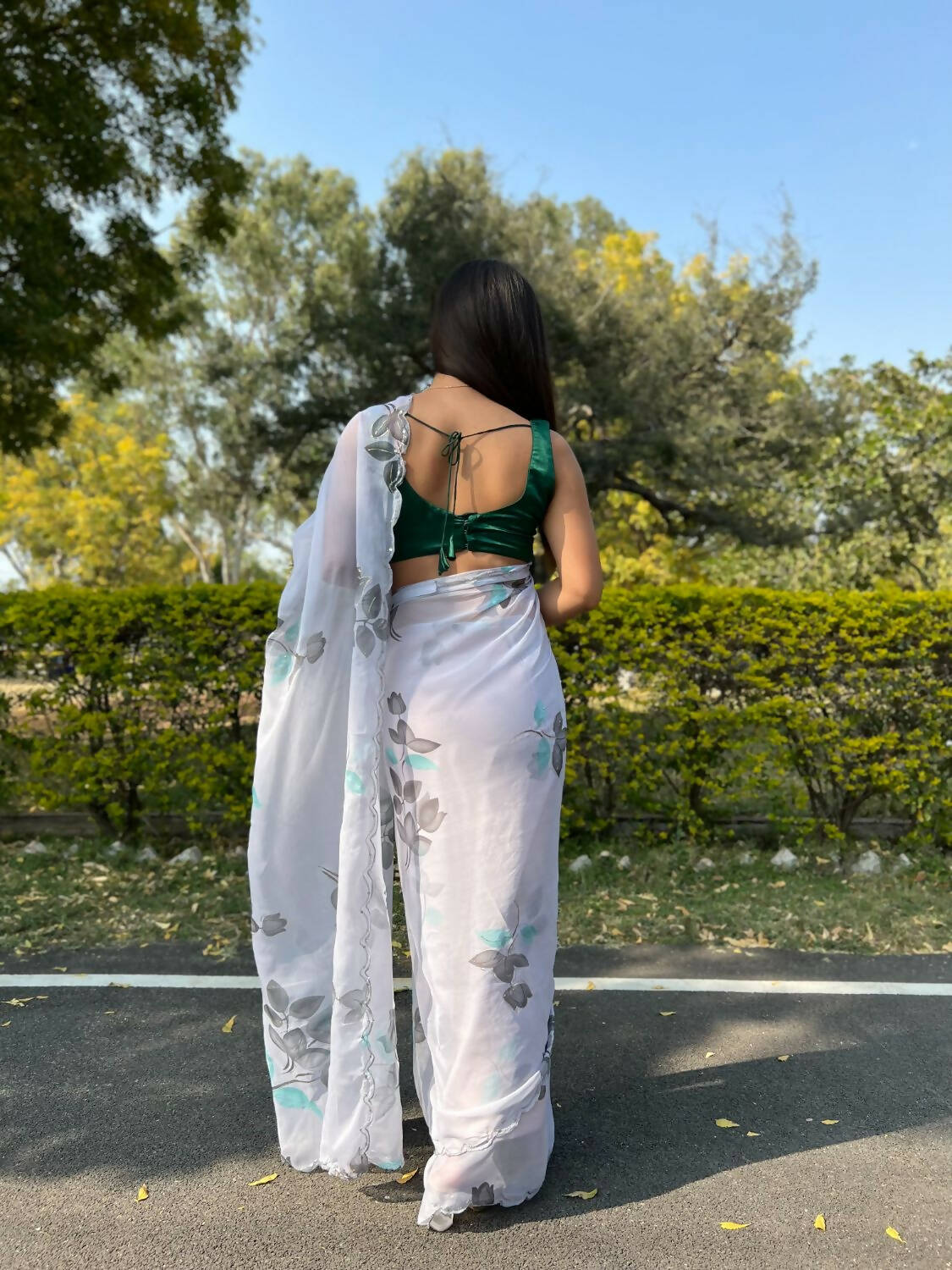 Vamsee Grey Chiffon Designer Saree - Swadesiicart