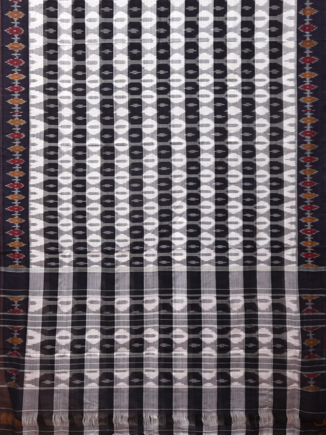 White and Black Pochampally Ikat Cotton Handloom Saree with Strips Design No Blouse - Global Threads | Swadesiicart