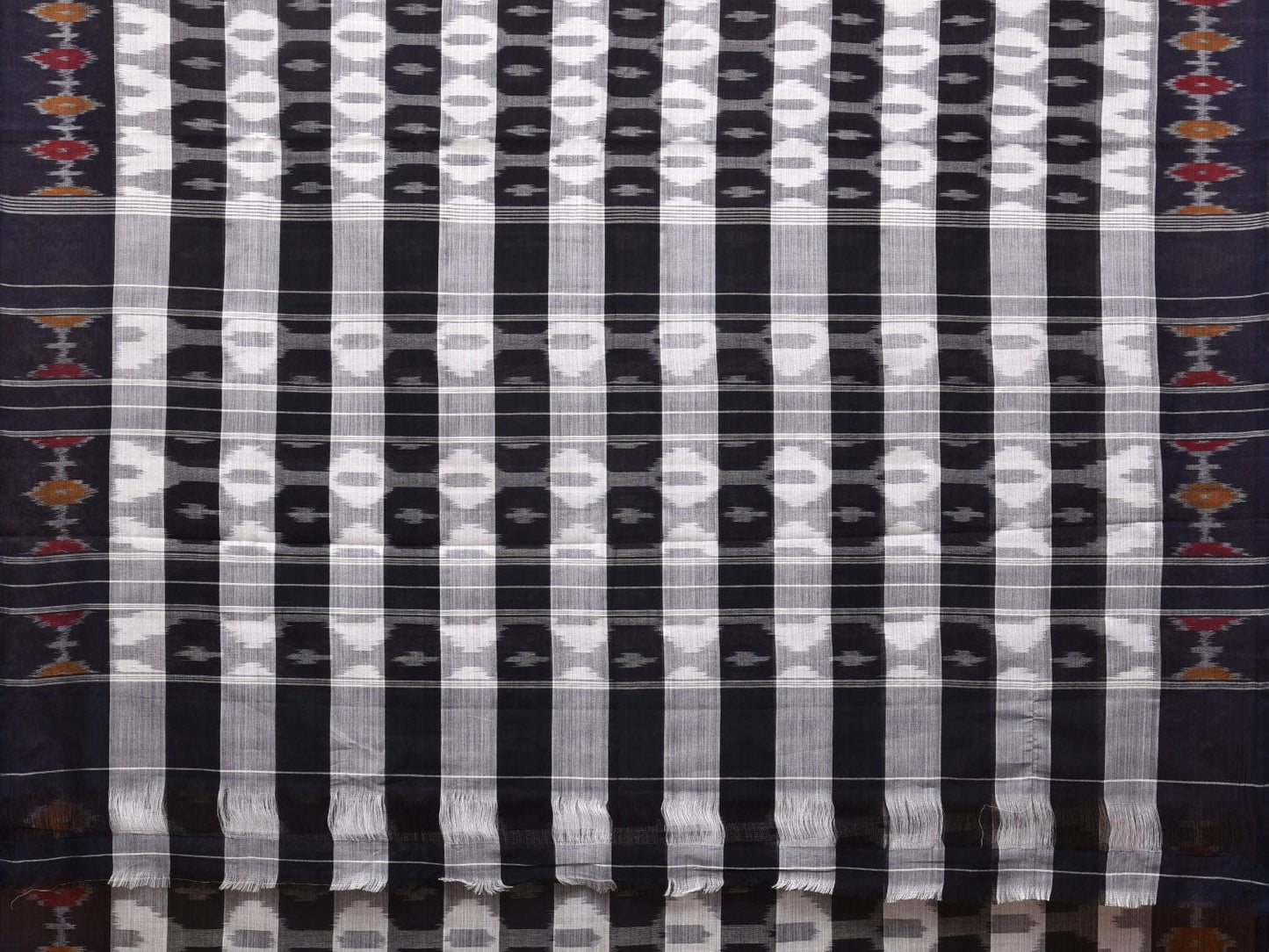 White and Black Pochampally Ikat Cotton Handloom Saree with Strips Design No Blouse - Global Threads | Swadesiicart