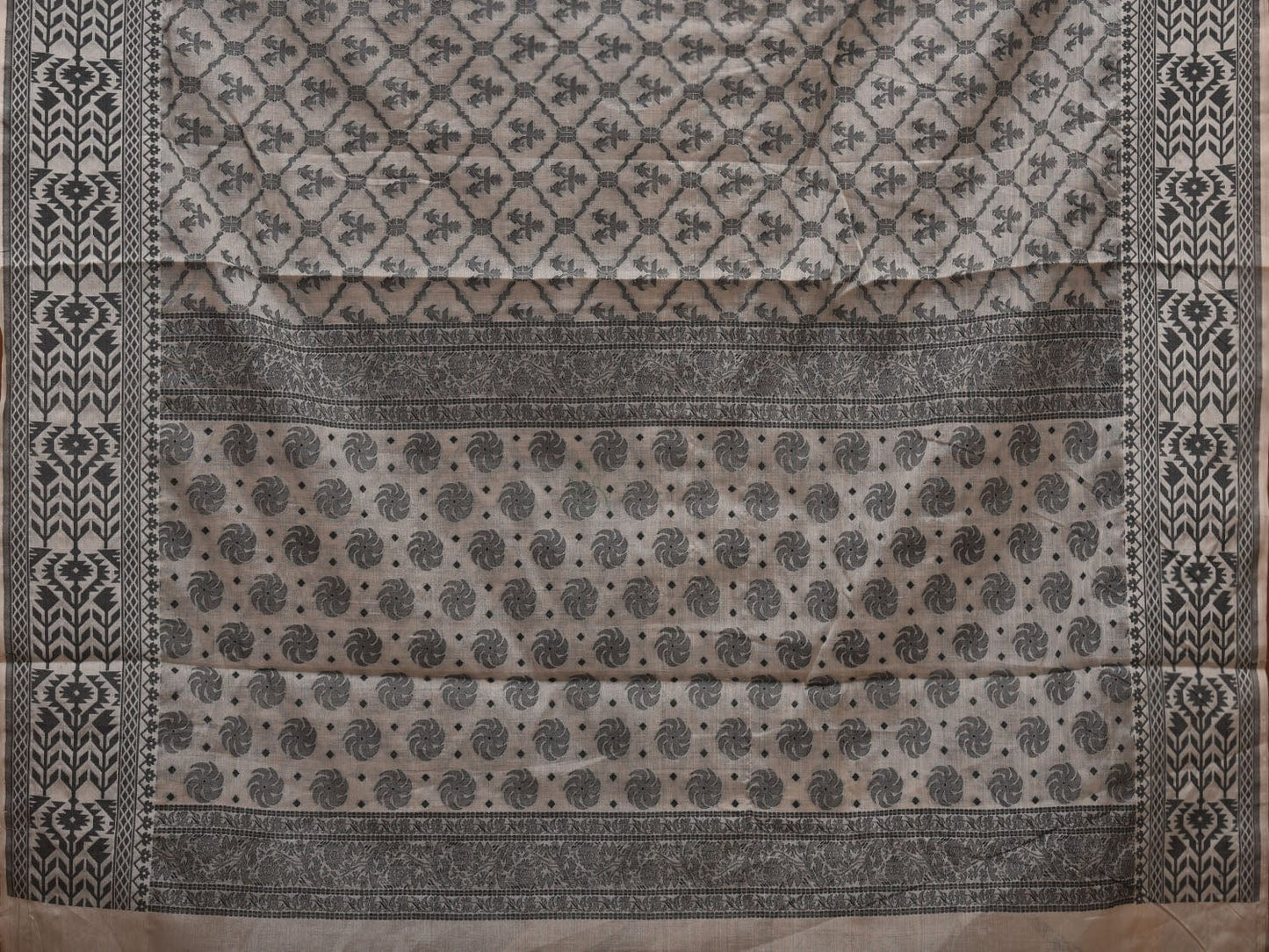 White Cut Work Cotton Handloom Saree with All Over Jamdani Style Design - Global Threads | Swadesiicart