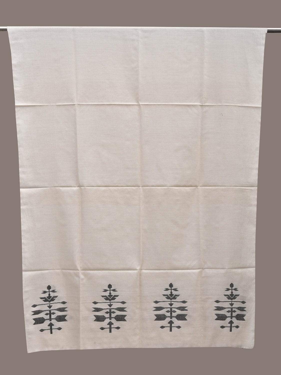 White Khadi Cotton Handloom Dupatta with Dhakai Design - Global Threads | Swadesiicart
