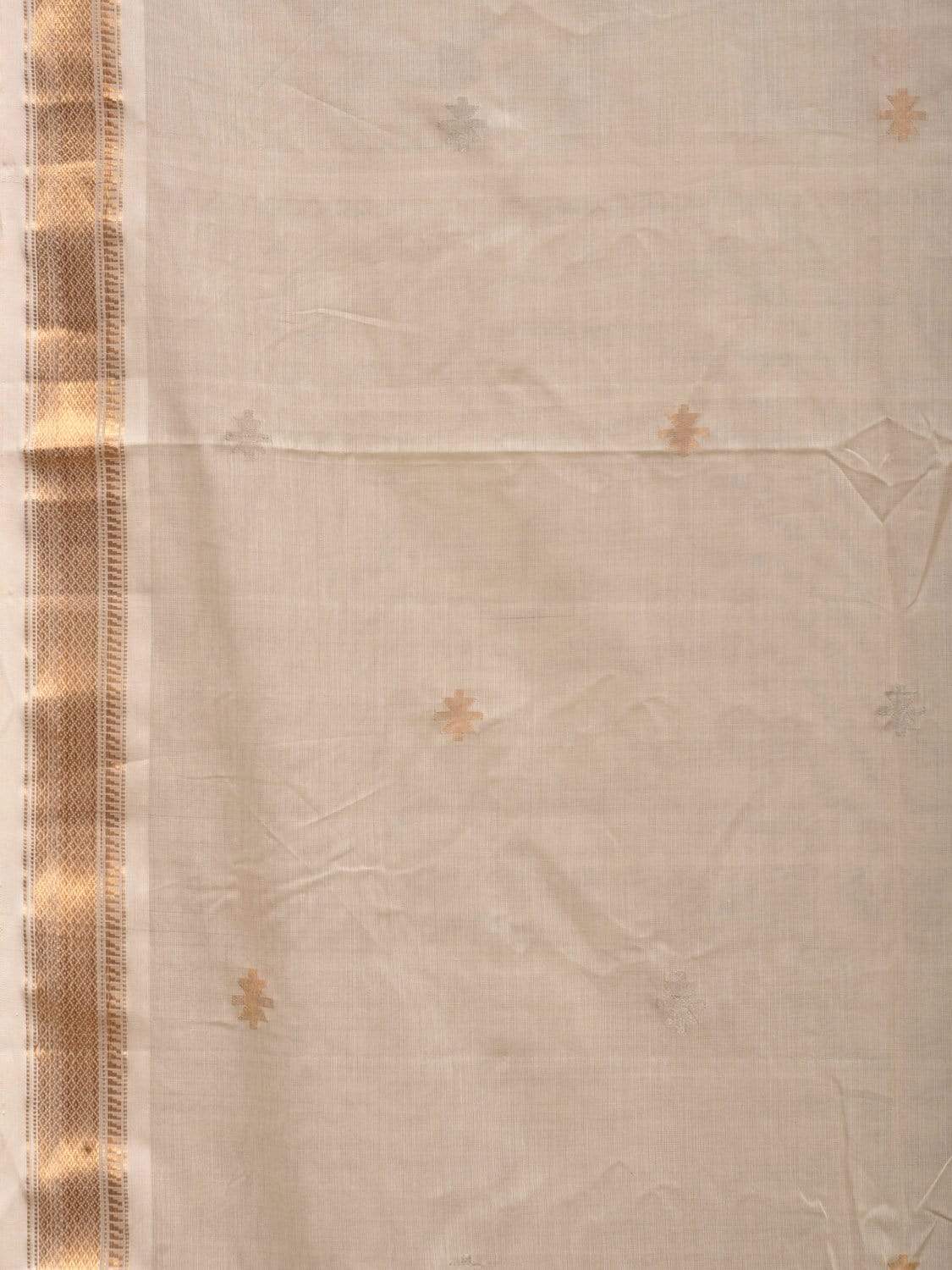 White Uppada Cotton Handloom Saree with Jamdani Pallu Design - Global Threads | Swadesiicart