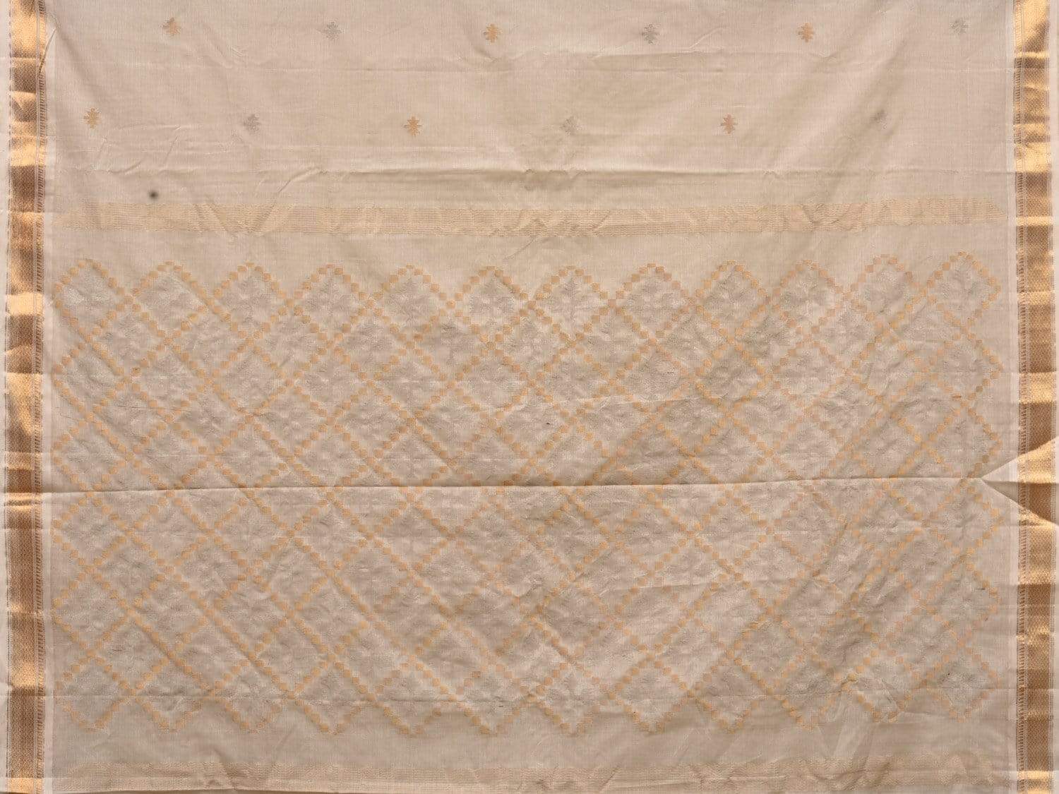 White Uppada Cotton Handloom Saree with Jamdani Pallu Design - Global Threads | Swadesiicart