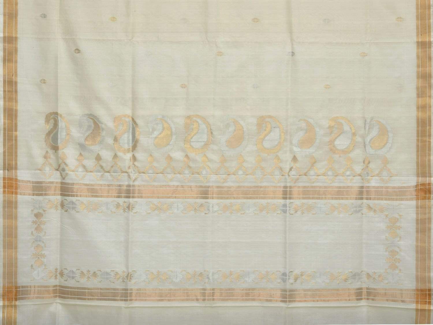 White Uppada Cotton Handloom Saree with Mango Design Pallu - Global Threads | Swadesiicart