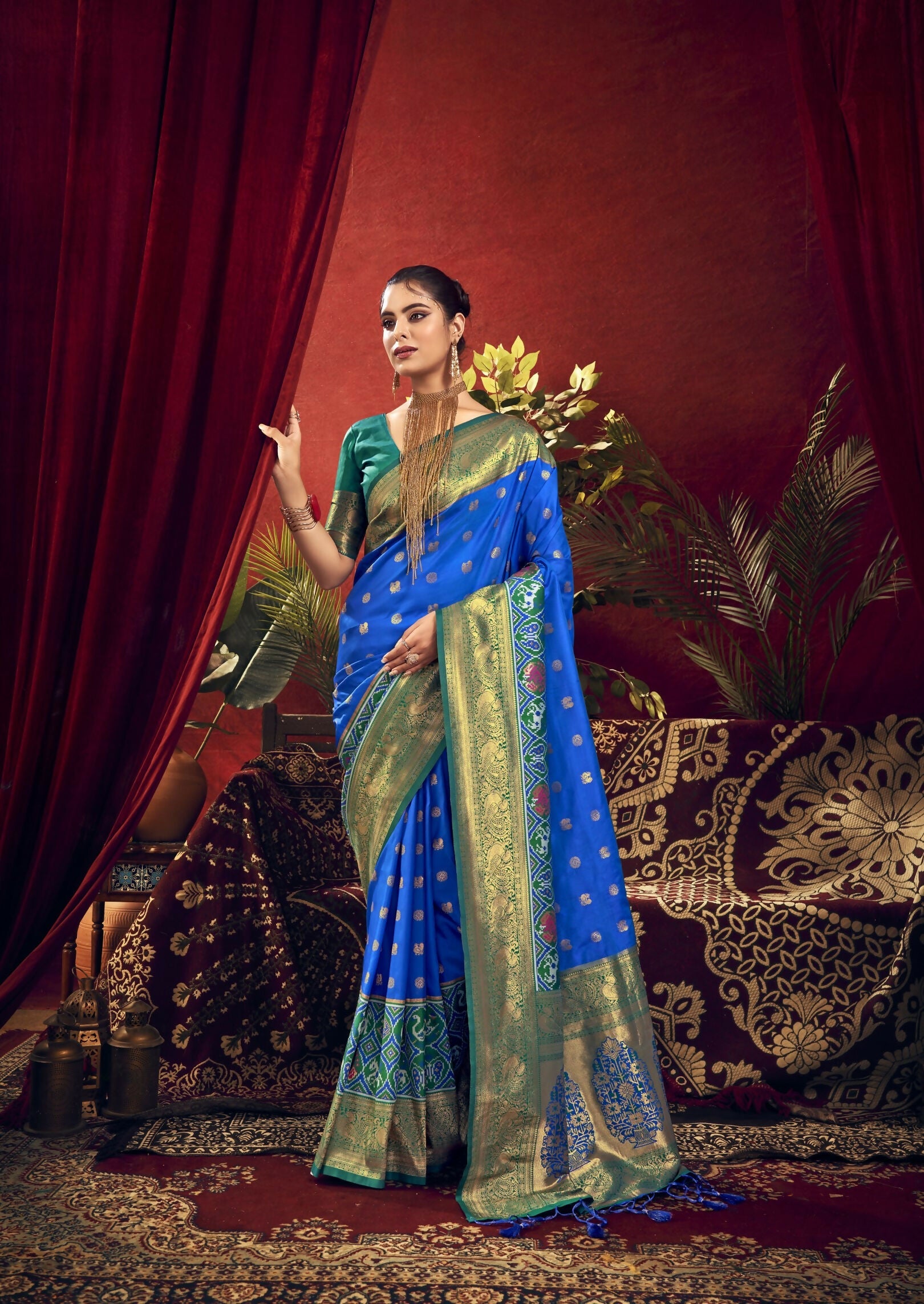 Vishnu Weaves Women's Royal-Blue Paithani Silk Saree with Blouse - Swadesiicart