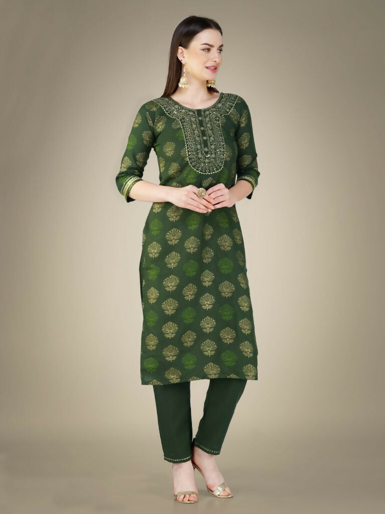 Jyoti Fashion Women's Dark Green Cotton Magic Slub Embroidery & Sequence work Kurta with Trouser & Dupatta | Swadesiicart