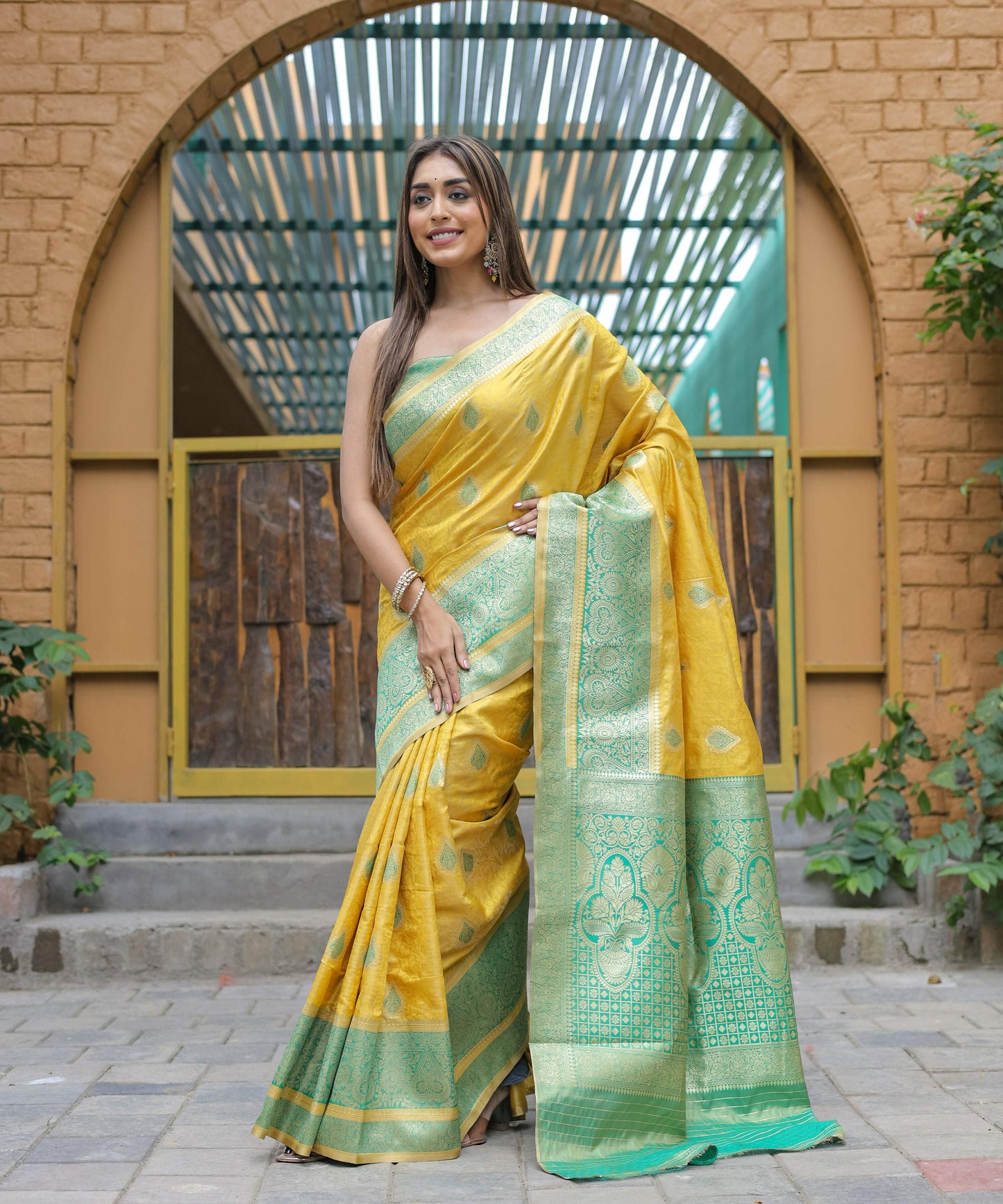 Vamsee Madhavi Yellow Soft Silk Saree - Swadesiicart
