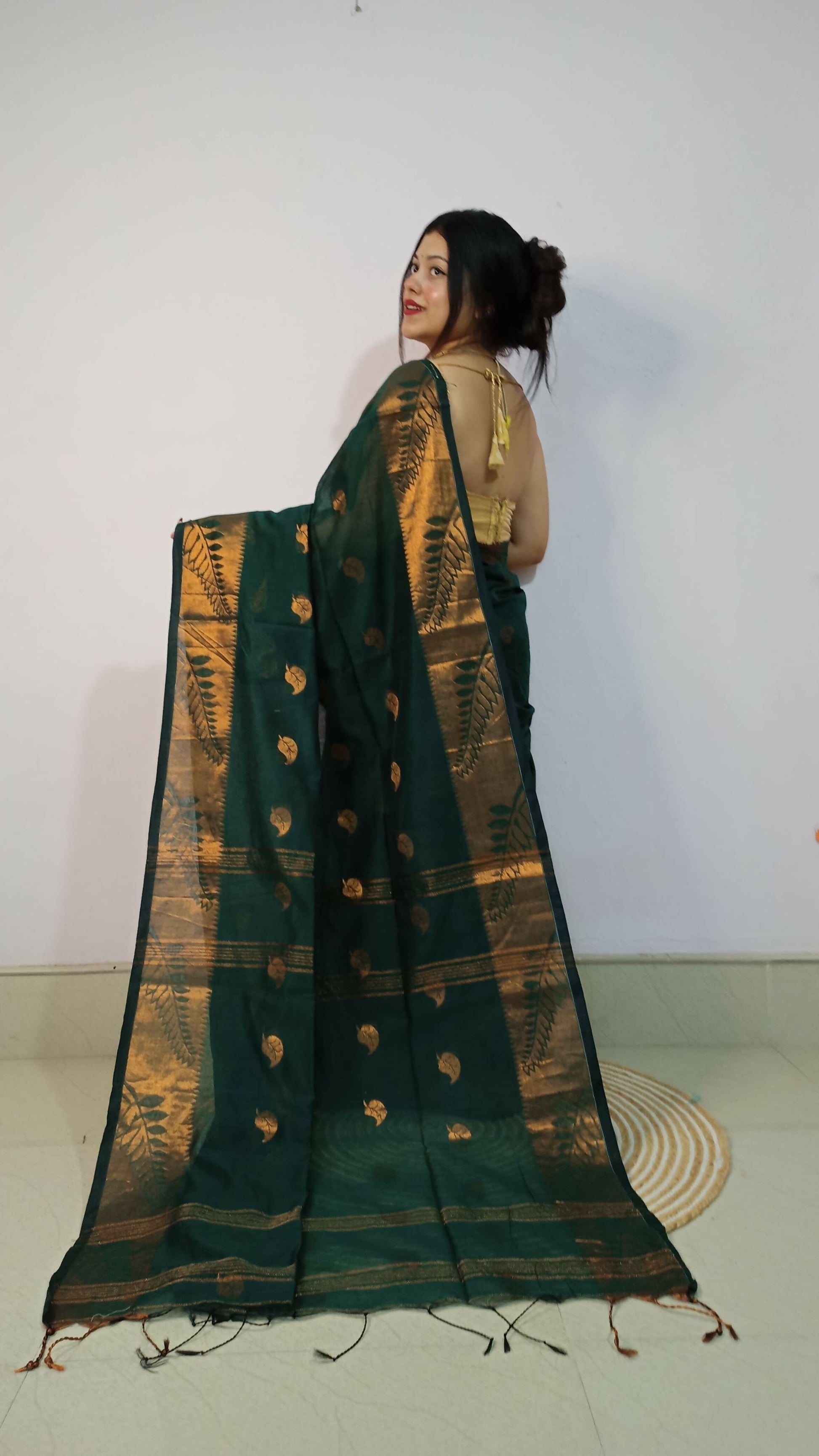 Exclusive Collection Beautiful Purssion Green Cotton Silk Woven Handloom Saree With Running Blouse Piece - Swadesiicart