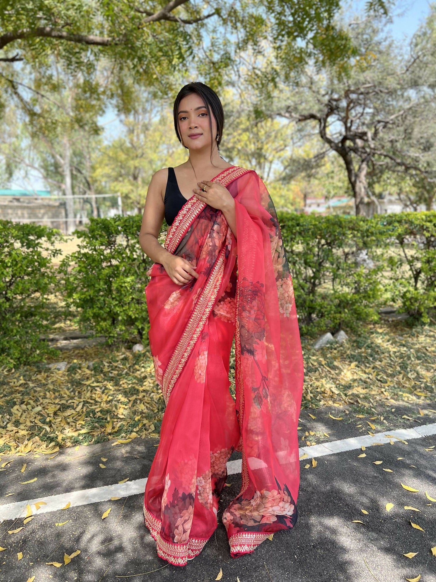 Vamsee Kali Patti Red Organza Saree - Swadesiicart