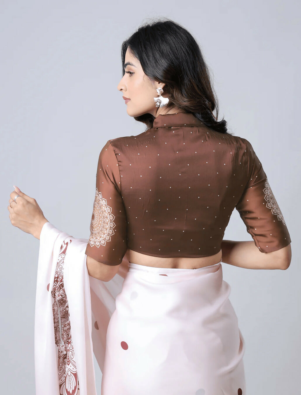 Vastranavya Ivory Mandala Print Free Hand Ready to Wear Saree | Swadesiicart