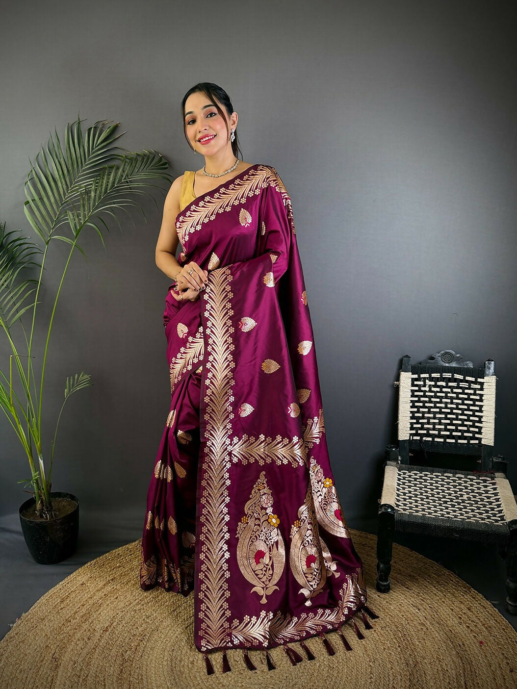 Joban Fashion Banarasi PlumWoven Soft Silk Saree | Swadesiicart