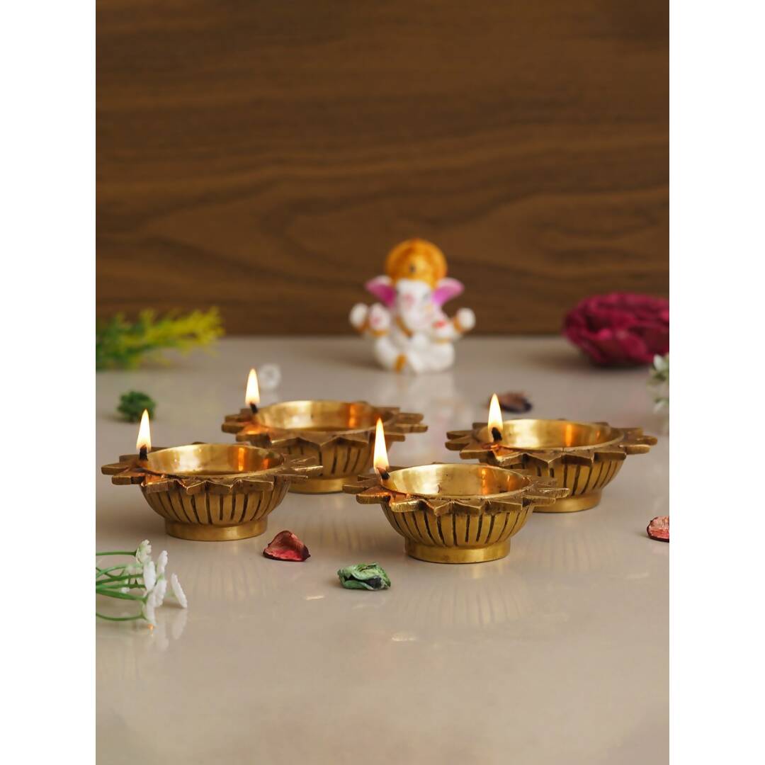 eCraftIndia 4 Pieces Beige Sun Shaped Diyas | Swadesiicart