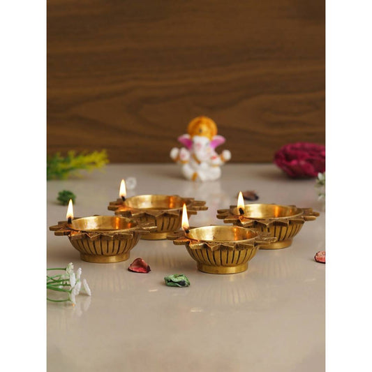 eCraftIndia 4 Pieces Beige Sun Shaped Diyas | Swadesiicart