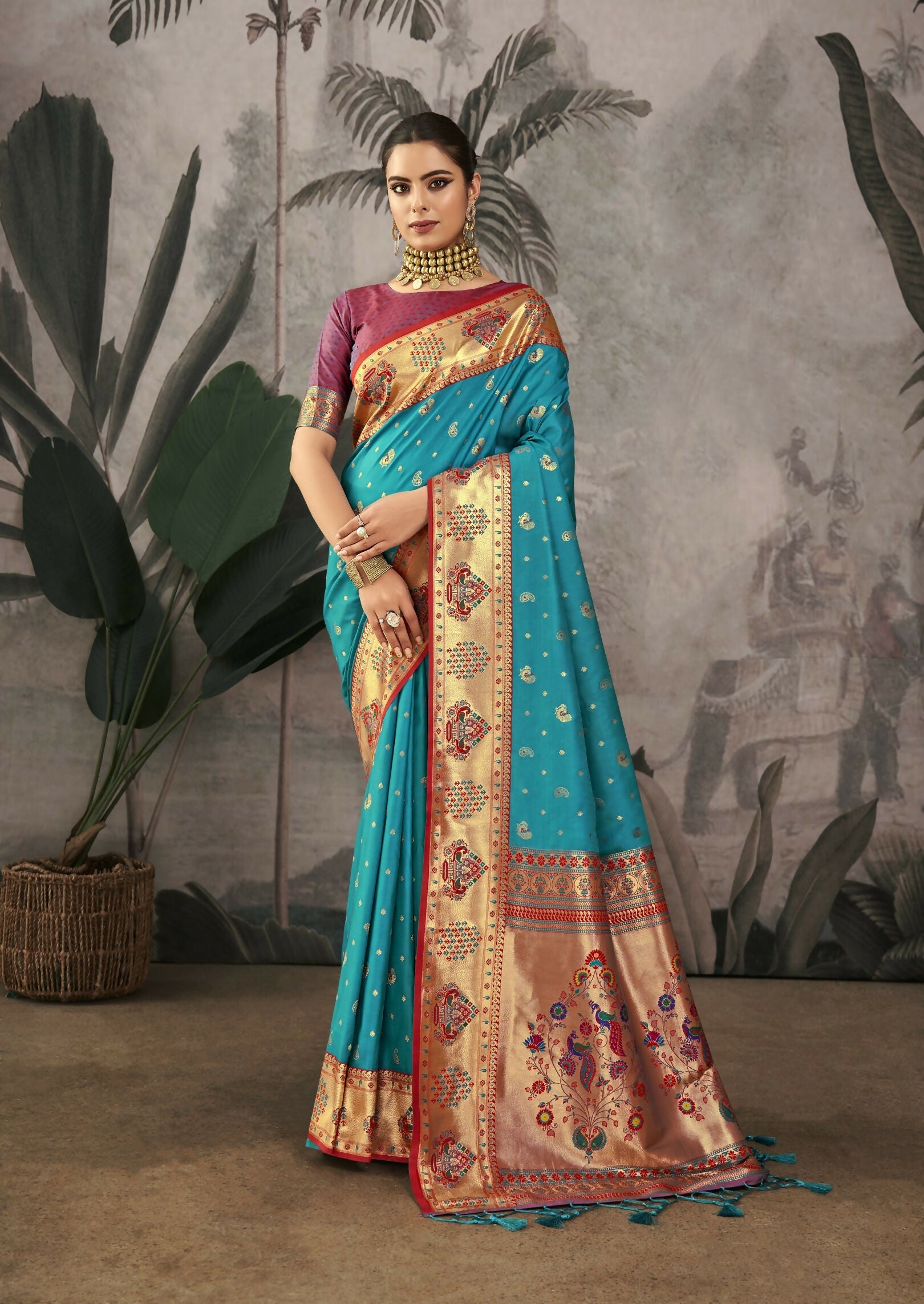 Vishnu Weaves Women's Rama Paithani Silk Saree with Blouse - Swadesiicart