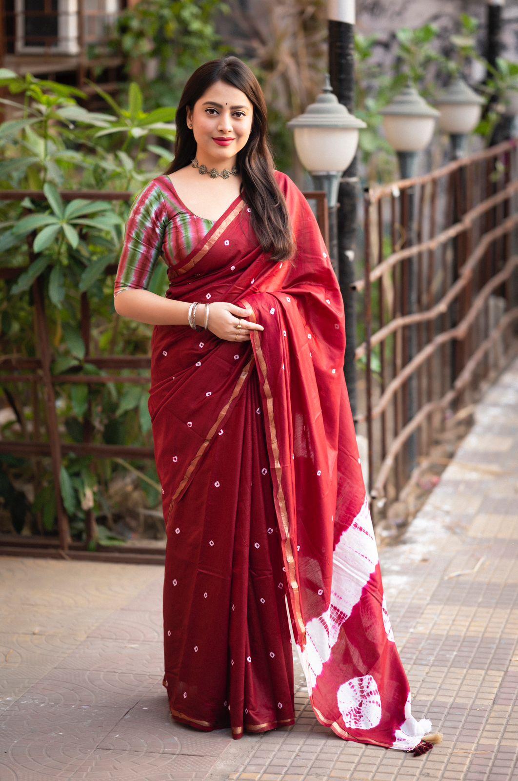 Maroon Chanderi Cotton Block Print Saree with Unstitched Blouse - Hiral Fashion | Swadesiicart