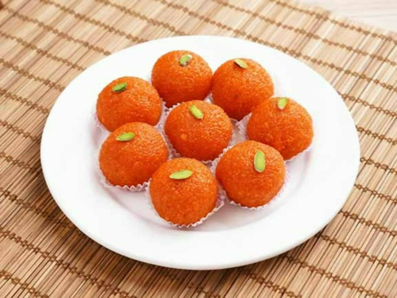 Agra Sweets Motichur Laddu | Swadesiicart